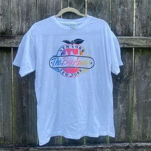 NYC Neon Rainbow New York City Tourist Graphic T-Shirt | XL‎